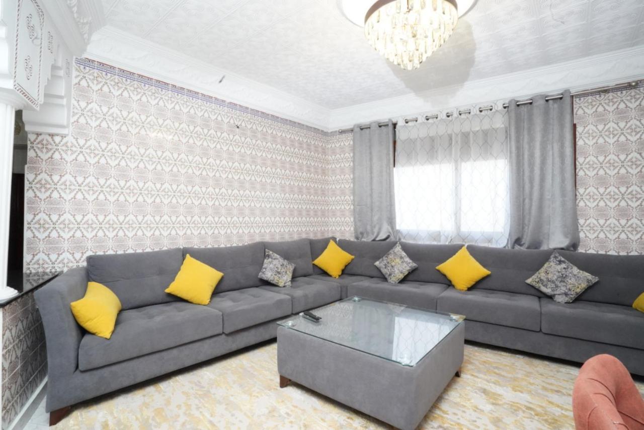 Apartment Oumnia 1 - City Center Tanger Luaran gambar