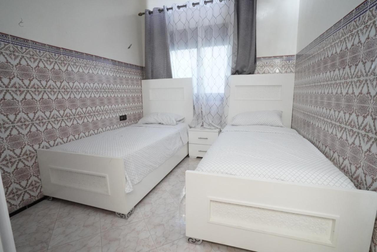 Apartment Oumnia 1 - City Center Tanger Luaran gambar